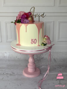 Tort na 50 urodziny Ani